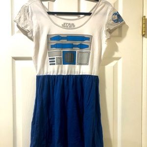 R2-D2 Her Universe Star Wars dress